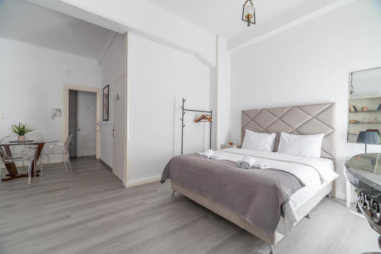 Apollonas Luxurious Apartments Афины Экстерьер фото