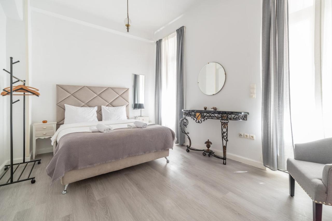 Apollonas Luxurious Apartments Афины Экстерьер фото